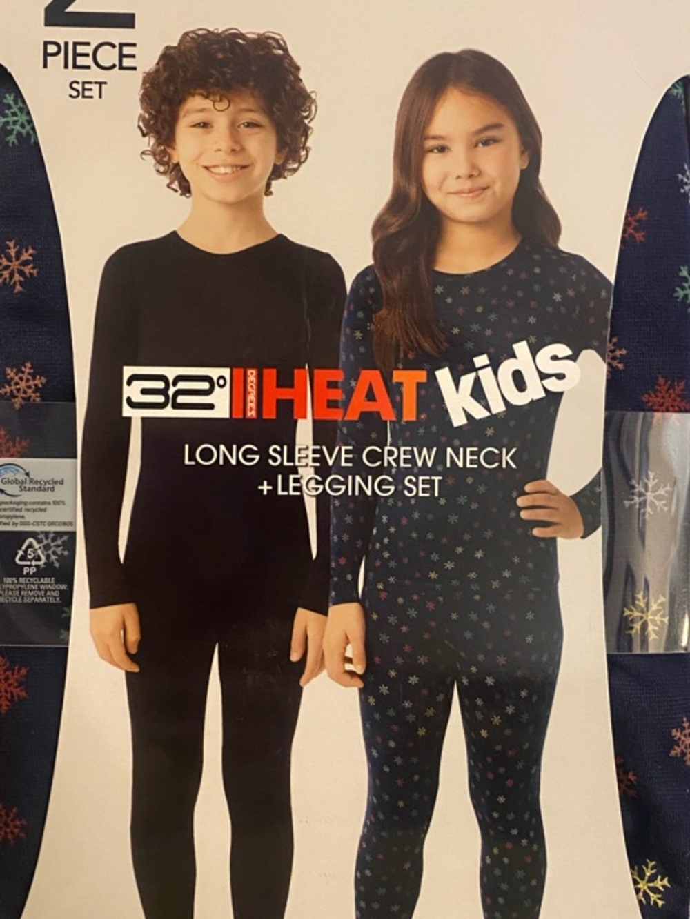 32 Degrees Kids snow flake design Heat Long Sleeve Crew Neck + Legging Set